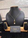 Hearts Statement pendant in rosegold chain